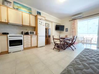 Nafplio Downtown Apartment - 4