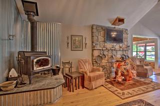 Rustic Home with Patio, 1 Mi to Sunset Beach! - - 6
