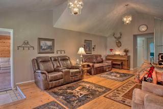 Rustic Home with Patio, 1 Mi to Sunset Beach! - - 4