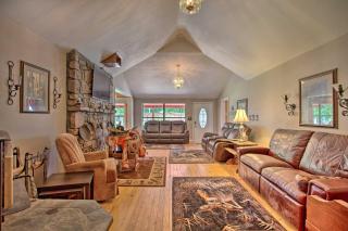Rustic Home with Patio, 1 Mi to Sunset Beach! - - 5