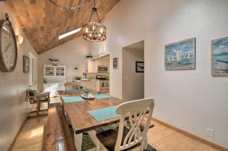 Relax on a Private Beach Shelton Getaway! - Shelton - 3