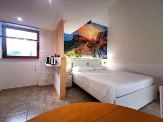 Guru House B&B Apartments - Milazzo - 5
