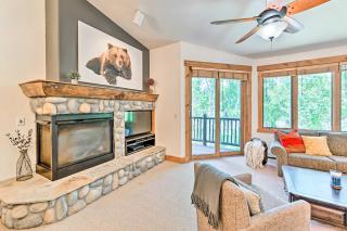 Gorgeous Steamboat Townhome Shuttle to Ski Resort - 9