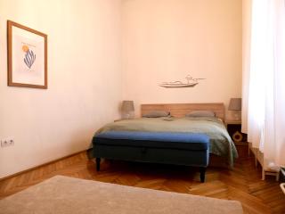 Contemporary City Apartment Váci Utca - Budapest - 2