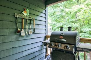 Charming Cabin with Deck about 6 Mi to Nottely Lake - 6
