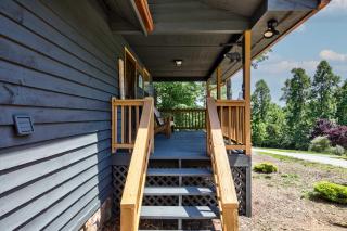 Charming Cabin with Deck about 6 Mi to Nottely Lake - 4