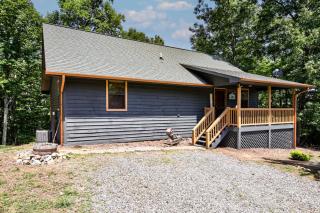 Charming Cabin with Deck about 6 Mi to Nottely Lake - 3