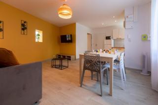 LOC TROTTEUR LE SAFRAN F2 Grand confort, gare SNCF de Lourdes - 3