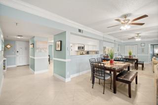 Beach Cottages 1504 - Clearwater Beach - 2