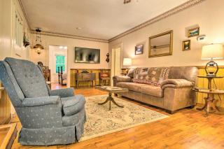 Fire Pit and Porch! Rustic Linville Falls Cottage - 5