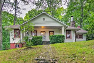 Fire Pit and Porch! Rustic Linville Falls Cottage - 8