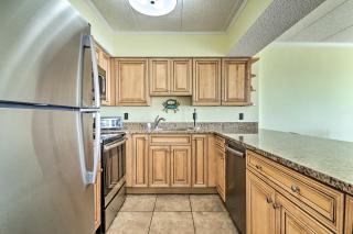 Balcony and Beach Access Inviting Ocean City Condo - Ocean City - 2