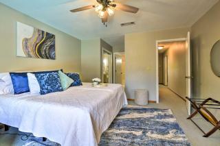 Dock and Private Pool Lake Palo Pinto Retreat! - Palo Pinto - 2