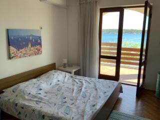 Apartments by the sea Banjol, Rab - 19752 - 6
