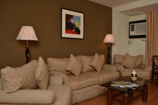 The Pinnacle Hotel and Suites - Davao City - 1