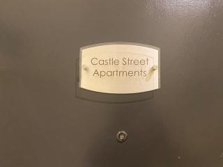 Apartment - Sleeps 2 - Pet friendly - Parking - 2
