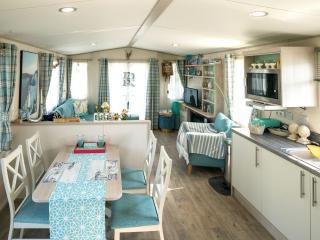 Amazing chalet in Oostkapelle with garden - Oostkapelle - 8
