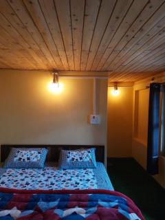 NotOnMap- Amaira Homestay - 8