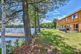 Timber Lodge Retreat - Rhinelander - 3