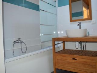 Maison de village rénovée 4 chambres avec vue sur lac - FR-1-593-6 - 1