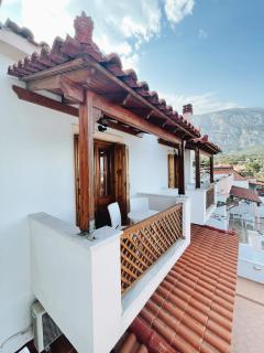 Nereides Seaside Apartments - 2