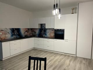 Przytulna kawalerka w kamienicy w pobliżu Jeziora Ełckiego - 8