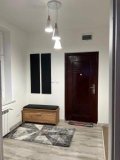 Przytulna kawalerka w kamienicy w pobliżu Jeziora Ełckiego - 3