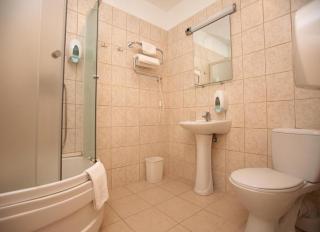 TOSS Hotel - Riga - 9
