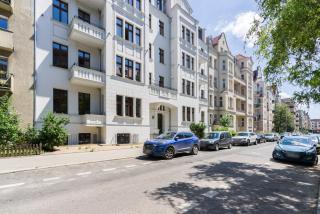 Apartment Kamienica Chełmońskiego 10 przy MTP by Noclegi Renters - Posen - 3