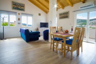 Two room apartment on the beach-Zoranka - Seget Vranjica - 4