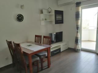 Villa Luce Apartment House - Karlobag - 8
