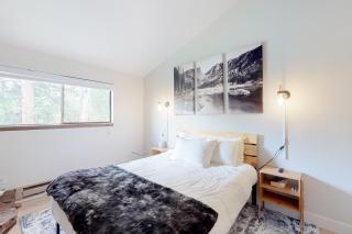 Rustic Relaxation in Winter Park - 4