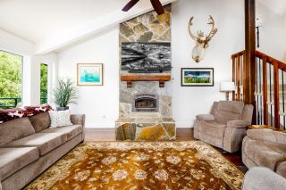 Snowy Court - Girdwood - 6