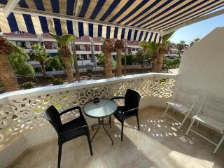 Cozy apartment with balcony, pool and Wifi in Playa de Las Americas - 6