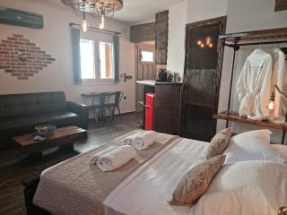 ONAR LUXURIES - Ermoupoli - 8