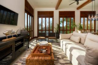 Las Catalinas - 5 bedroom luxury beachfront home - Casa Alouatta - Playa Danta - 2