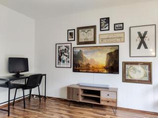 INIKAMA: Designer Apartment im Grünen – Netflix - 3