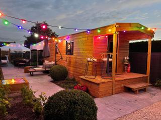 Roulotte du puits avec jacuzzi et sauna privatif - - 5