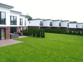 Holiday home with sauna and jacuzzi - Damp - 9