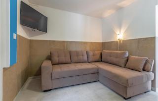 Lovely Apartment In Banjole With Wifi - Banjole - 8
