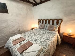 Casa rural en el Parque Nacional de Garajonay en la Isla de La Gomera, Alonso y Carmen - 0