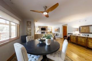 All Seasons Condominiums 303 - 1