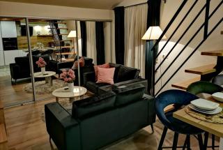 Deluxe Loft Studio Apartment - 0