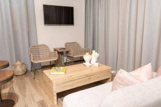 Tradewinds Apartments Simpson Bay - 5