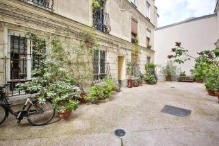 Le Nid de Montmartre - París - 0