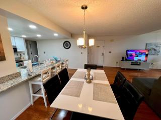 Grand Deluxe 3BR Apartment near Disney Parks - Kissimmee - 7