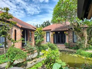 Tam Tinh Vien Homestay - Hue - 0