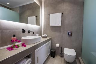 Venetia's apartments - 4