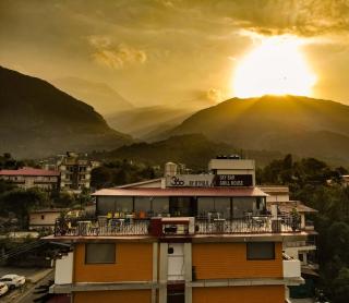 Hotel 360 by D'Polo Dharamshala - Dharmsāla - 1