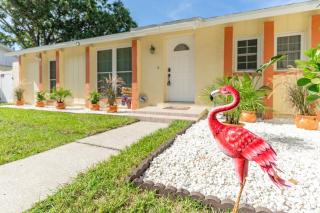 The Flamingo*4bed*pool*jacuzzi*foosball - 6